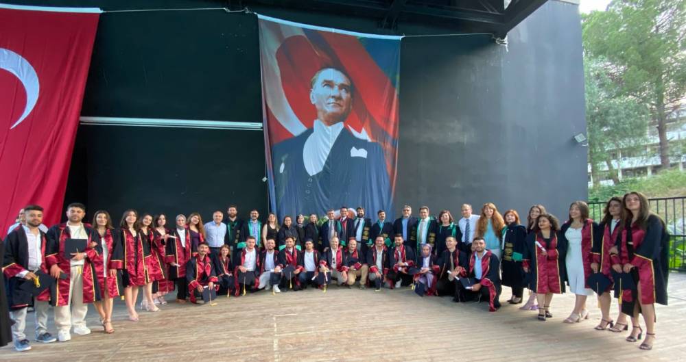 2023 Yılı 4. Dönem Mezunlarımızın Mesleki Yemin Töreni gerçekleştirildi.